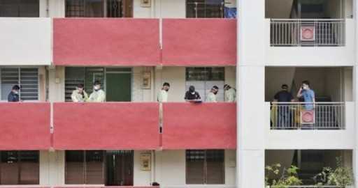 Ежедневная сводка новостей: 63-летний мужчина найден мертвым в квартире Тоа Пайо после того, как соседи обнаружили отвратительный запах - и другие главные новости сегодня