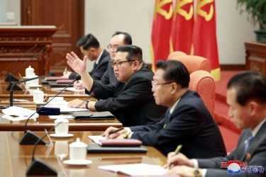 Ким из Северной Кореи созывает ключевую встречу, отмечает 10-летие своего правления