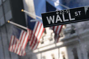Уолл-стрит закрывается с повышением, ставит новый рекорд для S&P 500