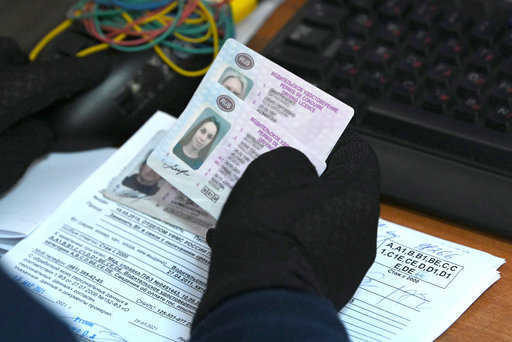 Russland - Banken können Kunden auf Führerscheine überprüfen