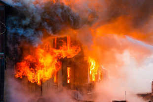 Rosja – Na Sachalinie Uglegorsk w pożarze zginęły trzy osoby