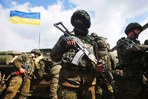 The Ukrainian Armed Forces conducts exercises on the border with Crimea