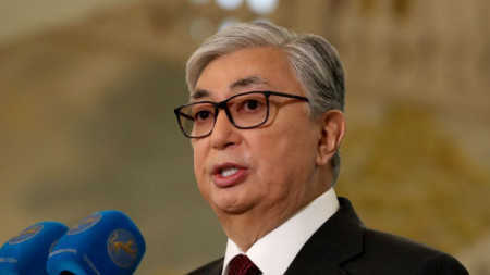 V Almaty bol kvôli protestom vyhlásený výnimočný stav a zákaz vychádzania