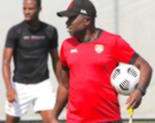 Экс-капитаны стремятся восстановить былую славу футбольных команд Тринидада и Тобаго