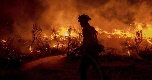 Энергетическая компания Калифорнии обвиняется в том, что стала причиной лесного пожара в Дикси, второго по величине в истории штата