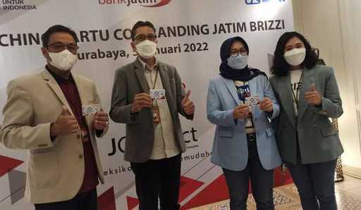 BRI и Bank Jatim сотрудничают с компанией East Java Co-Branding Card BrizziAsetku и Runcing Foundation,...