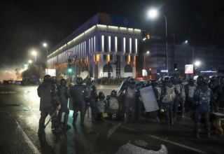 Policija je v Almatyju pridržala približno 2 tisoč izgrednikov