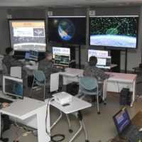 По мере эскалации космической гонки Япония наращивает обороноспособность в новых сферах.