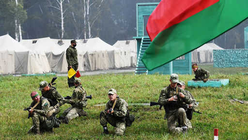 Forças de paz bielorrussas das forças CSTO enviadas ao Cazaquistão