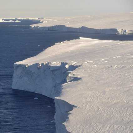 „Ľadovec súdneho dňa“ sa rozpadá – vedci sa pretekajú, aby sa naň pozreli
