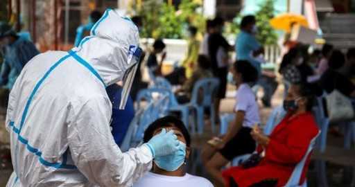 Таиланд опасается десятков тысяч новых случаев заражения Covid-19, взвешивает бордюры