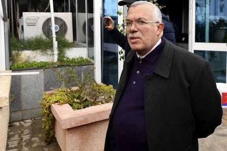 Ближний Восток - Тунисский политик, объявивший голодовку, «конюшня»