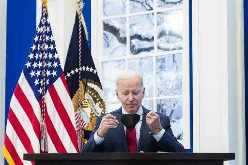 Biden insta a la preocupación pero no a la alarma en los EE. UU. A medida que aumenta el omicron