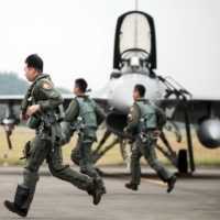 Азиатско-Тихоокеански - ВВС на Тайван провеждат учения за прихващане на китайски самолети на фона на напрежението