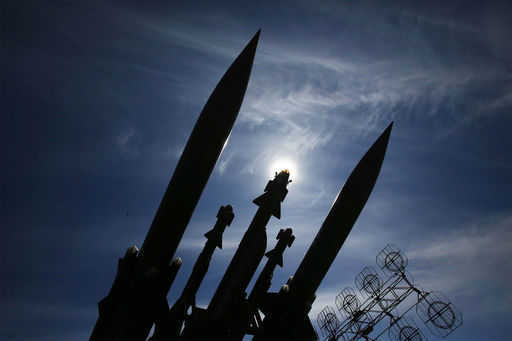 Os Estados Unidos discutem com a OTAN a questão de fornecer à Ucrânia sistemas de mísseis Stinger