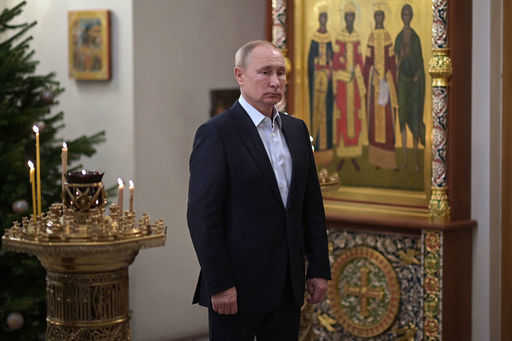 У Кремлі пояснили, чому Путін зустрічав Різдво у порожньому храмі