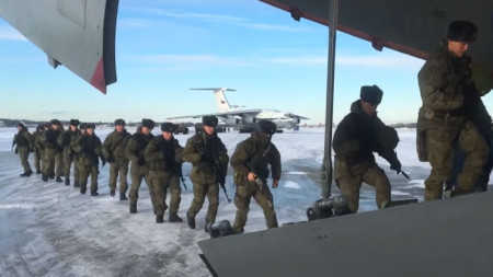 Statele Unite se întreabă de ce Kazahstanul a cerut Rusiei asistență militară