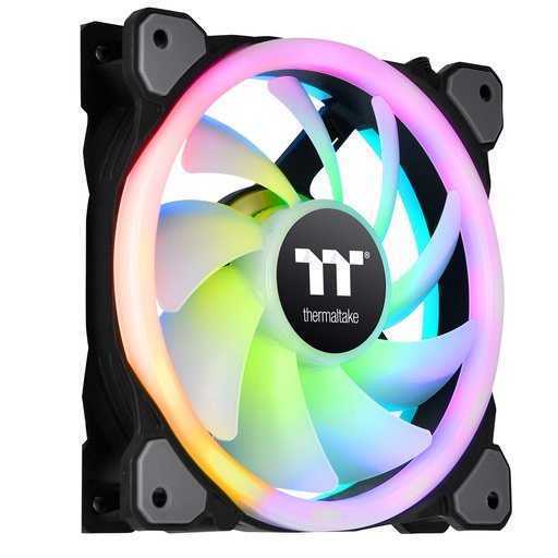 Thermaltake Riing Trio 12 RGB Transform Radiator comes with a second impeller