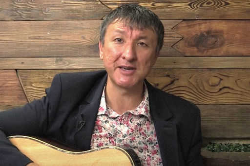 Rogozin said that his friend and singer from Kazakhstan Ilyas Autov did not get in touch