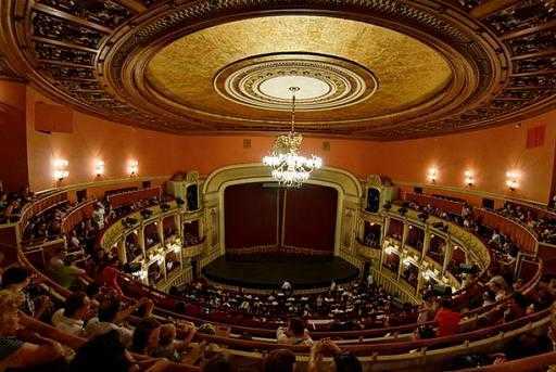 Inscenizacja Łucji z Lammermoor w reżyserii Andrieja Şerbana ponownie zaprezentowana w Operze Bukareszteńskiej