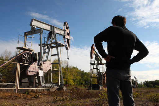 Цената на петрола се повиши до почти 82 долара поради ситуацията в Казахстан