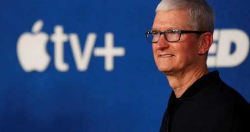 Tim Cook a gagné plus de 1 400 fois le travailleur moyen d'Apple en 2021