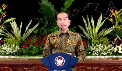 Джакарта, - Президентът Джоко Видодо (Джокови) подчерта, че правителството не само изгражда голяма инфраструктура като платени пътища, летища и пристанища.