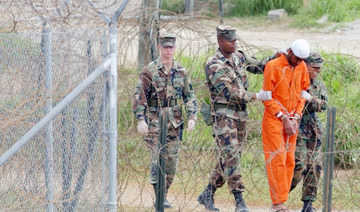 Низкий профиль Байдена в Гуантанамо раздражает, поскольку тюрьме исполняется 20 лет