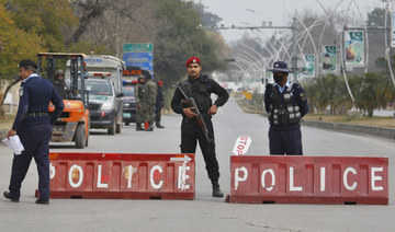 Bojownicy Państwa Islamskiego uciekają w Pakistanie po uniknięciu nalotu policji