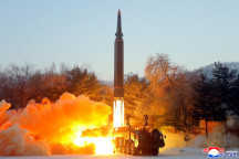 Coreea de Nord trage a doua rachetă balistică într-o săptămână