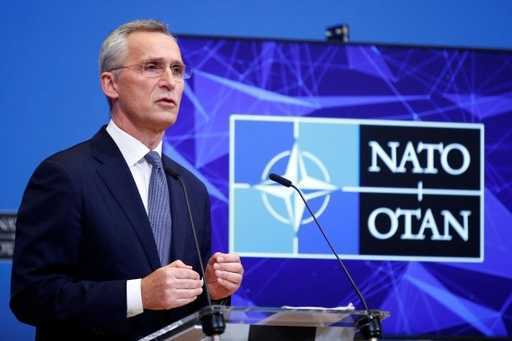 НАТО предлагает России больше переговоров на фоне «реального риска» войны с Украиной