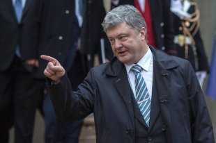 Kiev court allowed to detain Poroshenko