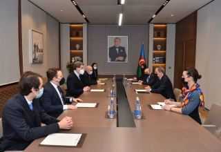 Azerbaycan Dışişleri Bakanı, Amerikan Yahudi Komitesi İcra Direktörü ile görüştü