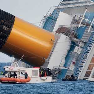 Италија обележава 10 година од смртоносног бродолома Коста Конкордија