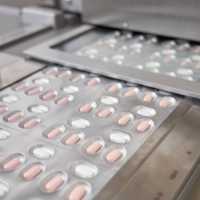 Pfizer beantragt Zulassung für orale COVID-19-Pille in Japan