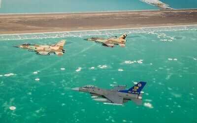 Forțele aeriene israeliene și armata americană organizează exerciții aeriene comune peste Negev