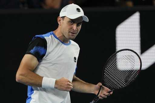 Karatsev a battu McDonald au deuxième tour de l'Open d'Australie