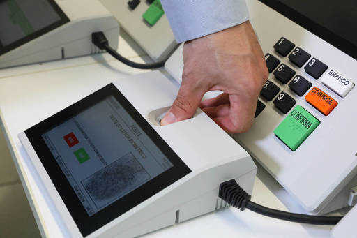 Атаки кандидатов на электронные машины для голосования находятся в поле зрения OAB