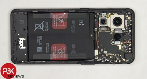 OnePlus 10 Pro surprised with a large main camera module and received 6 points out of 10 for maintainability