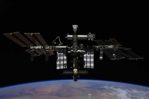 NASA: razstrelitev ruskega satelita je podvojila tveganje, da bi ISS trčil v naplavine