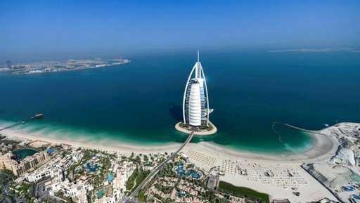 Burj Al Arab je bil razglašen za najlepši hotel na svetu