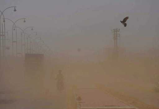 Pakistan – Schwerer staubiger Wind trifft auf Karatschi und verursacht null Sicht