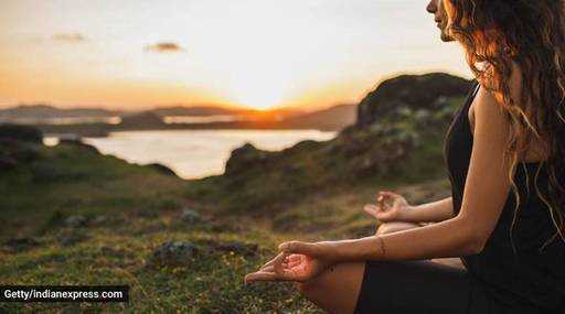 Индия - Просыпайтесь с этой позой йоги, чтобы «провести спокойный и расслабленный день»
