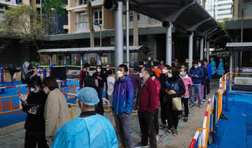 Jeden z chomików z Hongkongu, który poddał się, ma pozytywny wynik testu na COVID w miarę wzrostu blokady miasta