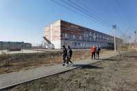 Русија – Нова школа у Кетову, већ другу годину криминално празна, поставља питања надлежнима