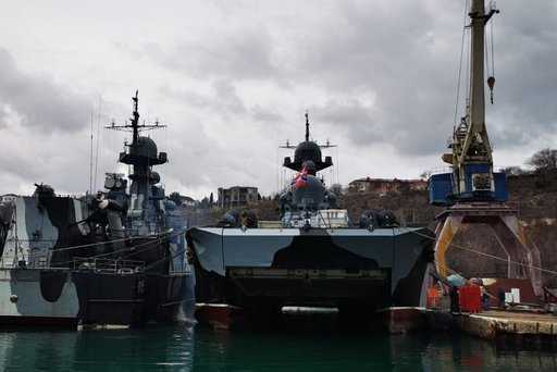 روسيا - يجري تحديث حوض بناء أسطول البحر الأسود مقابل 30 مليار روبل