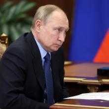 تحدث فلاديمير بوتين وإيمانويل ماكرون مرة أخرى عبر الهاتف عن أوكرانيا