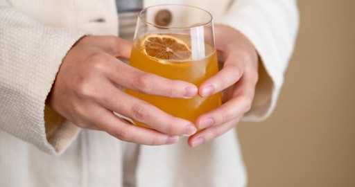 Польза для здоровья чайного гриба, модного ферментированного пробиотического чая