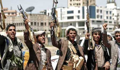 الولايات المتحدة ترسل سفنا حربية وطائرات مقاتلة إلى الإمارات بعد هجوم الحوثيين في اليمن