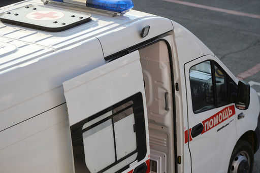 In St. Petersburg, a drunken man attacked a paramedic